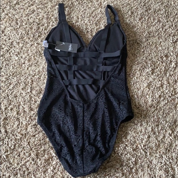 Women’s mossimo swimsuit size S - Picture 5 of 6